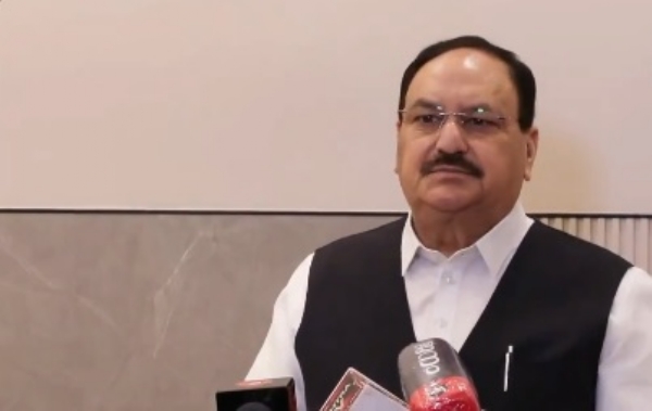 নির্বাচন কমিশন বিতর্কে বিরোধীদের নিশানা জে পি নাড্ডার