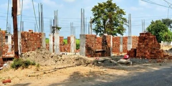 ভক্তির টানে প্রায় ৭০ লক্ষ টাকার জমি দান! গোঘাটের কাকলি পালের উদ্যোগে ভাদুর মোড়ে গড়ে উঠছে গীতা শিক্ষা কেন্দ্র।