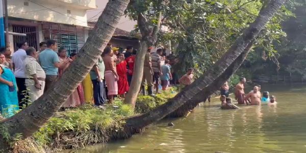 লক্ষ্মীপুজোর আগের দিন মর্মান্তিক দুর্ঘটনা! বারাসাতে পুকুরে ডুবে মৃত্যু একই পরিবারের দুই কিশোরের