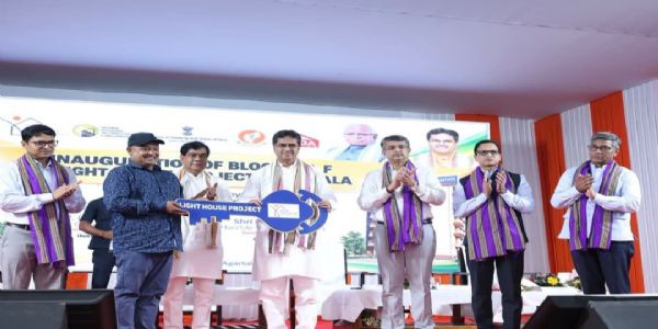 লাইট হাউস প্রকল্পের দুই ব্লকের উদ্বোধন করলেন মুখ্যমন্ত্রী, চাবি পেলেন ভোক্তারা