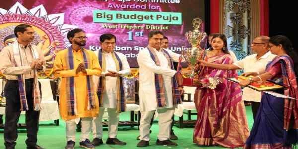জাতি-জনজাতির ঐক্য ও সম্প্রীতির বন্ধন আরও সুদৃঢ় করেছে দুর্গোৎসব : মুখ্যমন্ত্রী