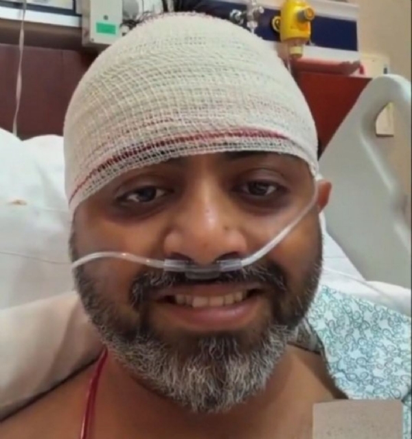 ক্যাপ্টেন স্মিতের শারীরিক অবস্থার উন্নতি হচ্ছে ক্যাপ্টেন স্মিতের শারীরিক অবস্থার উন্নতি হচ্ছে