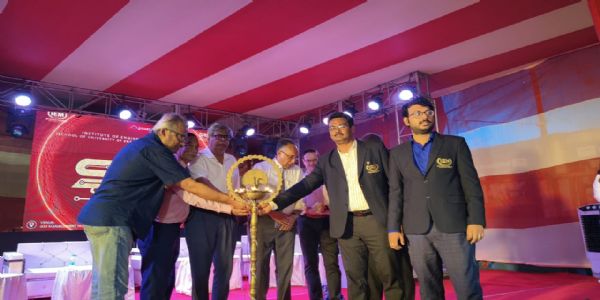প্রযুক্তি-সৃজনশীলতার মেলবন্ধনে আইইএম-এর ‘স্মার্ট মেকার ফেস্ট’