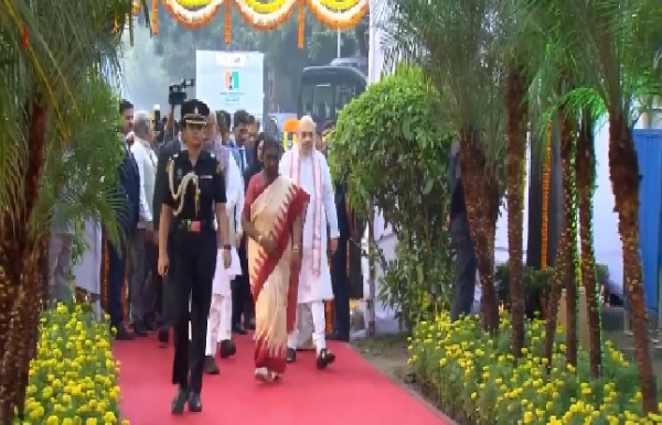 সর্দার বল্লভভাই প্যাটেলকে শ্রদ্ধা নিবেদন রাষ্ট্রপতি, উপরাষ্ট্রপতি ও স্বরাষ্ট্রমন্ত্রীর