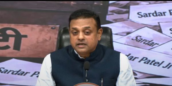 কংগ্রেস ও ইন্ডি জোট গণতন্ত্রকে উপহাস করছে, দেশে প্রথম ‘ভোট চুরি’ নেহরুর আমলে: বিজেপি