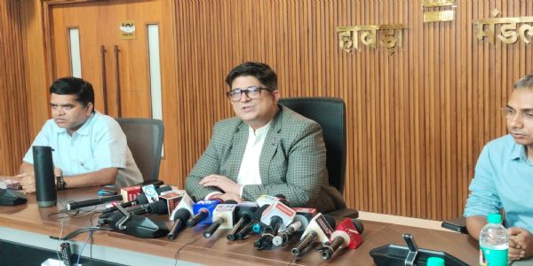 পুজোর ভিড় সামলাতে হাওড়া ডিভিশনে বাড়ছে ট্রেন, থাকছে রাতের বিশেষ পরিষেবা