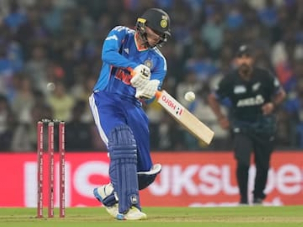 আইসিসি টি-টোয়েন্টি র‌্যাঙ্কিংয়ের শীর্ষ ব্যাটসম্যান অভিষেক হাসপাতালে ,দুর্ভাবনায় ভারত