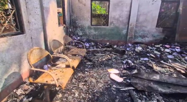 পঞ্চায়েত অফিসে আগুন