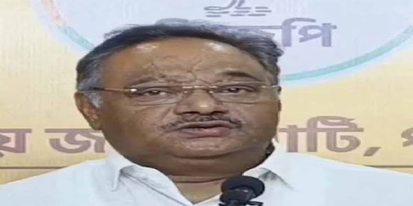 চিংড়িঘাটা মেট্রোয় নয়া জট, শঙ্কা শমীক ভট্টাচার্যের