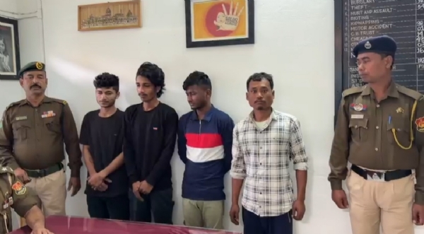 চুরির মামলায় ধৃত অভিযুক্তরা