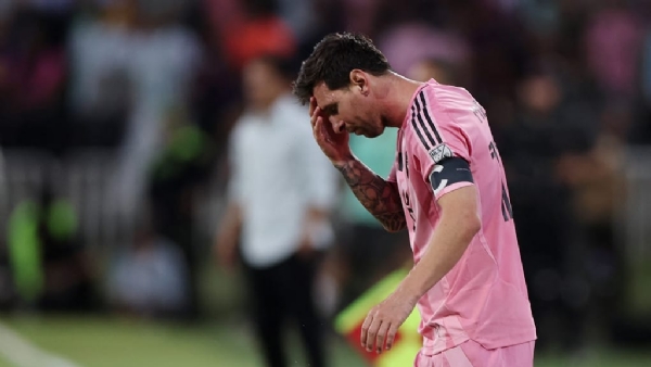 নতুন মরসুম শুরুর আগে পেশিতে টান লেগেছে মেসির,পিছিয়ে গেল মায়ামির ম্যাচ