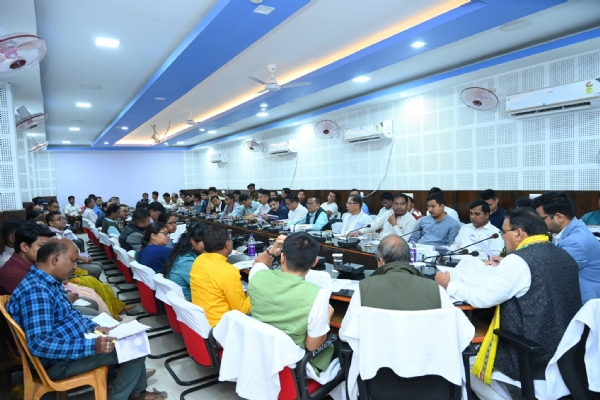 প্রস্তুতি বৈঠকে অর্থমন্ত্রী