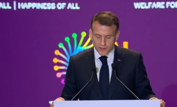 ইমানুয়েল ম্যাক্রোঁ ইমানুয়েল ম্যাক্রোঁ