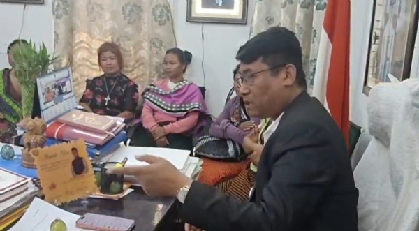 মন্ত্রী বিকাশ দেববর্মার সাথে সাক্ষাৎ