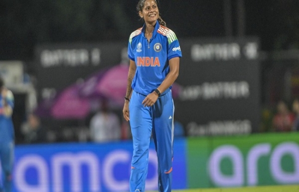 এসিসি মহিলা এশিয়া কাপ রাইজিং স্টারসের ফাইনালে ভারত এ দল, সেমিফাইনালে হারিয়েছে শ্রীলঙ্কাকে এসিসি মহিলা এশিয়া কাপ রাইজিং স্টারসের ফাইনালে ভারত এ দল, সেমিফাইনালে হারিয়েছে শ্রীলঙ্কাকে