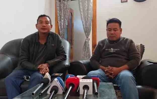 থাইসোডাও থাওসেন ও প্রবীণ হাগজারের সাংবাদিক সম্মেলন থাইসোডাও থাওসেন ও প্রবীণ হাগজারের সাংবাদিক সম্মেলন