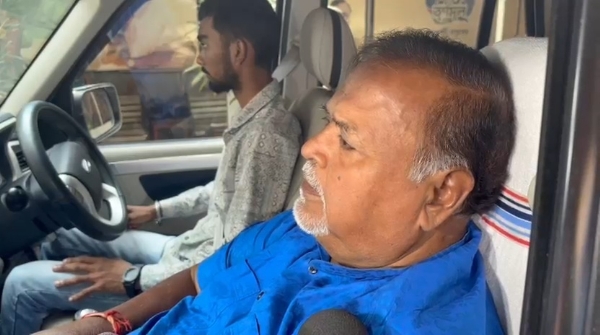 পার্থ চট্টোপাধ্যায়