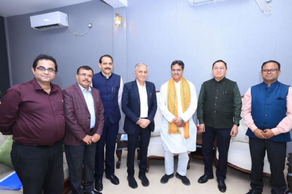 পর্যালোচনা বৈঠক করলেন মুখ্যমন্ত্রী পর্যালোচনা বৈঠক করলেন মুখ্যমন্ত্রী