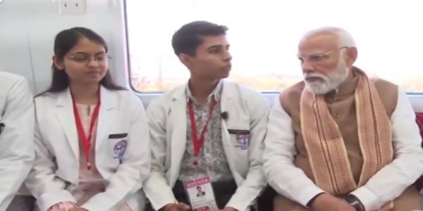 মেরঠ মেট্রো ও নমো ভারত ট্রেনের সূচনা প্রধানমন্ত্রী মোদীর