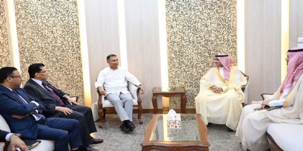 প্রধানমন্ত্রী তারেকের সঙ্গে সৌদি রাষ্ট্রদূতের সৌজন্য সাক্ষাৎ, দ্বিপাক্ষিক সম্পর্ক সুদৃঢ় করার অঙ্গীকার