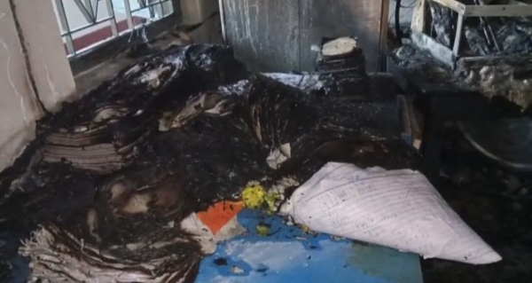 বিকেআই বিদ্যালয়ে আগুন বিকেআই বিদ্যালয়ে আগুন