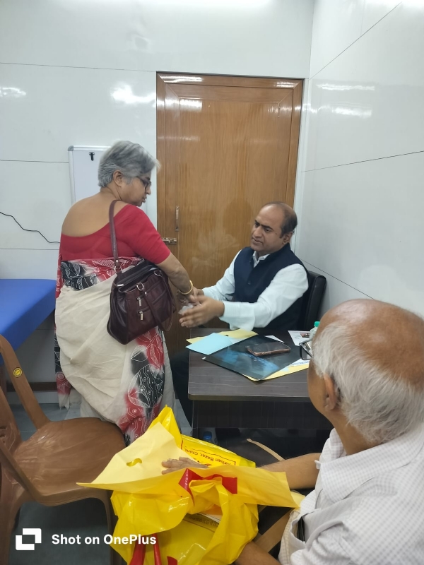 হুগলির চুঁচুড়াতে বিশেষজ্ঞ চিকিৎসক ডা.