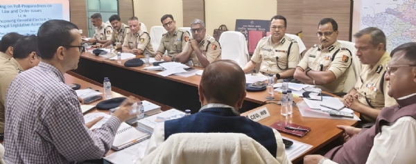 নির্বাচনী প্রস্তুতি ও আইনশৃঙ্খলা নিয়ে পৃথক বৈঠক নির্বাচনী প্রস্তুতি ও আইনশৃঙ্খলা নিয়ে পৃথক বৈঠক