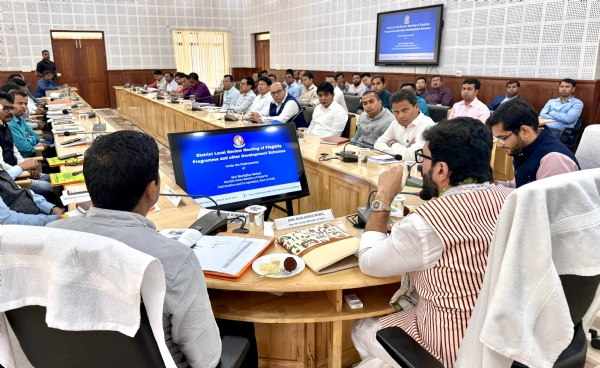 পর্যালোচনা বৈঠক