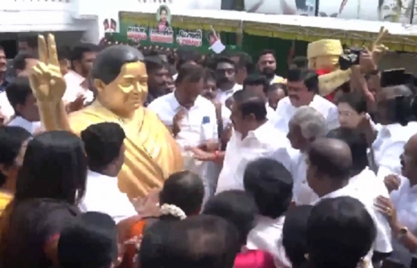 জয়ললিতার ৭৮তম জন্মদিন জমকালোভাবে উদযাপন