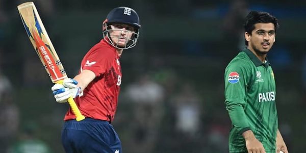 ব্রুকের সেঞ্চুরিতে সেমিতে ইংল্যান্ড, ঝুলে রইলো পাকিস্তানের ভাগ্য