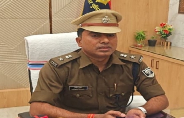 ৭০০ গ্রাম ব্রাউন সুগারসহ গ্রেফতার এক অভিযুক্ত ৭০০ গ্রাম ব্রাউন সুগারসহ গ্রেফতার এক অভিযুক্ত