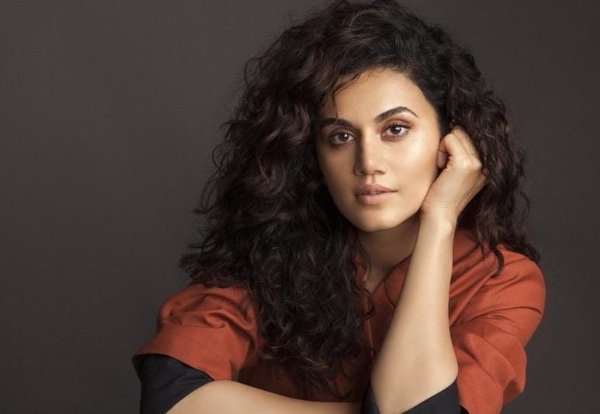 তাপসী পান্নু ভাঙলেন নীরবতা, প্রকাশ করলেন ইন্ডাস্ট্রির গোপন সত্য