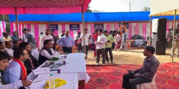 চাকমাঘাটে ডি.এম. জনতার দরবার, উপকৃত শতাধিক মানুষ