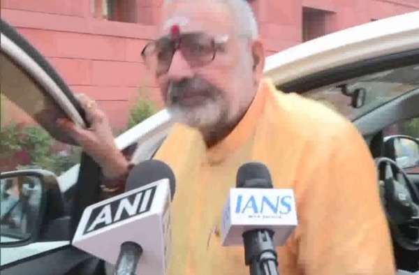 রাহুল গান্ধী হলেন ভুয়ো গান্ধী পরিবারের শেষ প্রতিপক্ষ : গিরিরাজ সিং