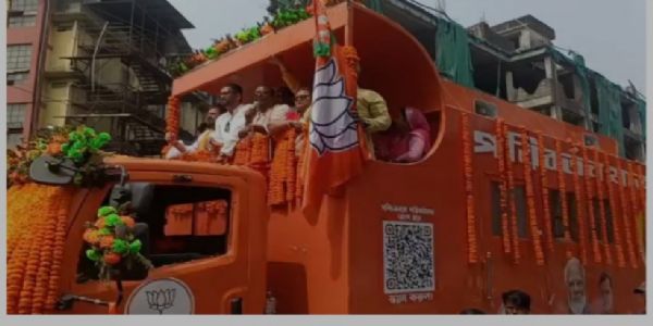 শিলিগুড়ির রাজপথে বিজেপির পরিবর্তন যাত্রায় উপচে পড়া ভিড়