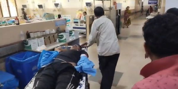 পরপুরুষের সঙ্গে স্ত্রীর পলায়ন, বিলোনিয়ায় ট্রেনের সামনে ঝাঁপ দিয়ে গুরুতর আহত স্বামী