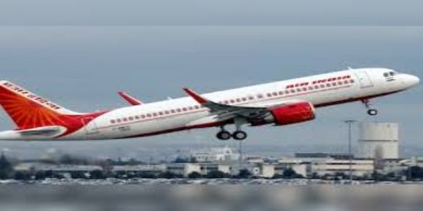 সব ধরনের বিমানে ‘ফুয়েল সারচার্জ’ বসাল এয়ার ইন্ডিয়া