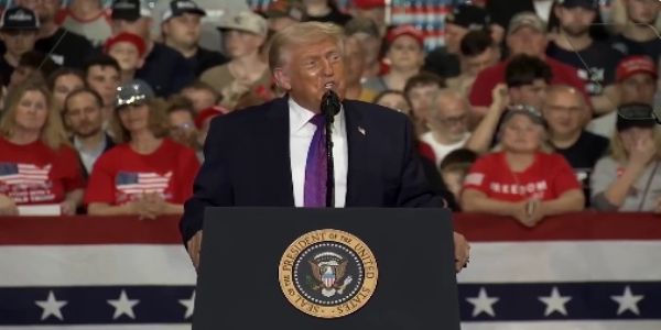 যুদ্ধে জয়লাভ করেছে আমেরিকা : ট্রাম্প; লড়াই চালিয়ে যাওয়ার দিলেন ইঙ্গিত