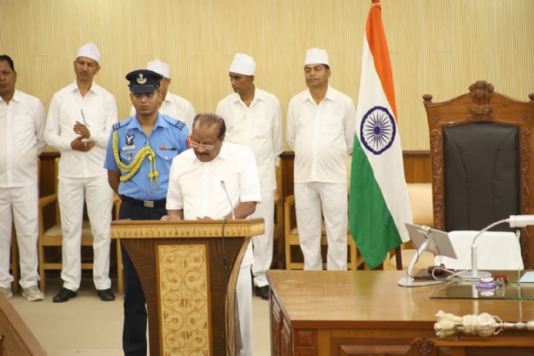 বিধানসভায় ভাষণ দিলেন রাজ্যপাল বিধানসভায় ভাষণ দিলেন রাজ্যপাল