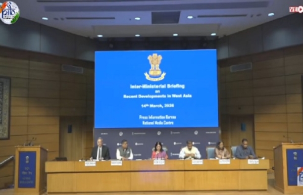 বাণিজ্যিক গ্যাস সিলিন্ডারের সরবরাহ শুরু, আতঙ্কে বুকিং না করার আহ্বান কেন্দ্রের