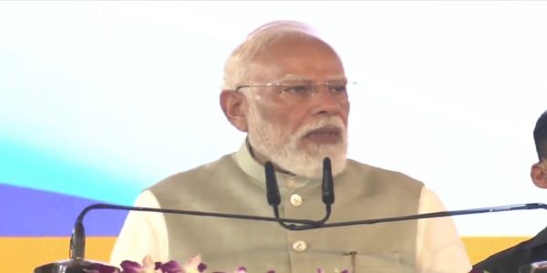 ১৮ হাজার কোটি টাকার বেশি উন্নয়নমূলক প্রকল্পের শিলান্যাস এবং উদ্বোধন করলেন প্রধানমন্ত্রী মোদী