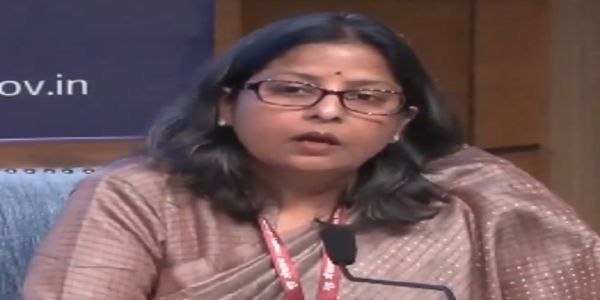 বাণিজ্যিক গ্যাস সিলিন্ডারের সরবরাহ শুরু, আতঙ্কে বুকিং না করার আহ্বান কেন্দ্রের