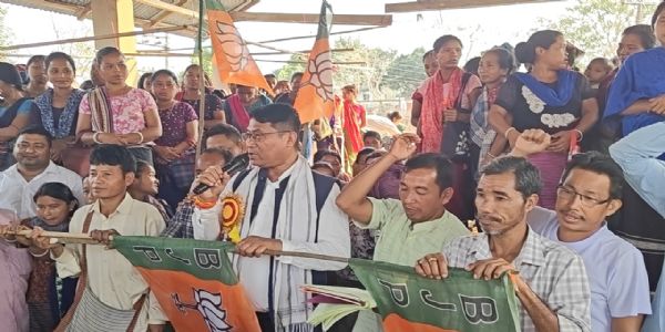 তেলিয়ামুড়ায় তিপ্রা মথার ভাঙন, ৫৬ পরিবারের ১৫৫ জন বিজেপিতে