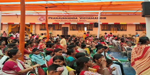 মথুরাপুরে ভারত সেবাশ্রম সংঘের নতুন বিদ্যালয় ভবনের উদ্বোধন, বর্ণাঢ্য পদযাত্রায় স্বামী বিশ্বাত্মানন্দ