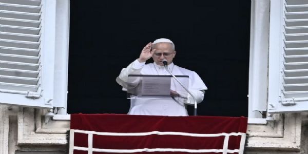 পশ্চিম এশিয়ার যুদ্ধ অবিলম্বে বন্ধ করে সংলাপের পথে ফেরার আহ্বান পোপ লিওর