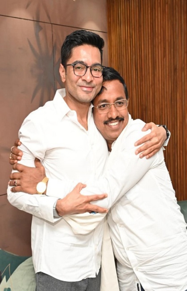 তৃণমূলে যোগদান প্রাক্তন বিজেপি নেতা পবিত্র করের