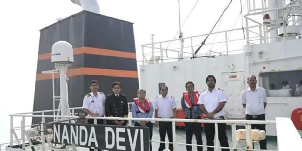 সংকটে ফিরবে স্বস্তি, বিপুল এলপিজি নিয়ে দেশে ফিরে এলে নন্দা দেবী