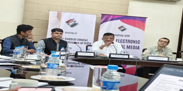 প্রতিটি বিধানসভা আসনে এক জন করে পর্যবেক্ষক, বাংলায় নজিরবিহীন নিরাপত্তা ব্যবস্থা নির্বাচন কমিশনের