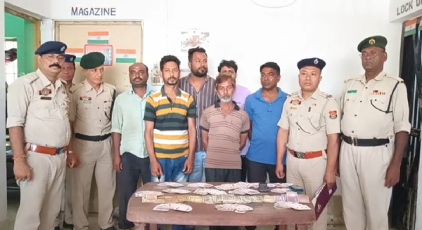 ছয় জুয়ারি গ্রেফতার