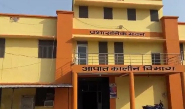 উত্তর প্রদেশের মৈনপুরীতে বাড়ির ছাদ ভেঙে মৃত ৩, আহতের সংখ্যাও সমসংখ্যক